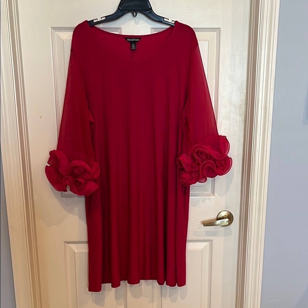 @ Nina Leonard 2X Pink Tiered Ruffle Dress with 3/4 floral Sleeves